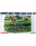 Dragon 6049. 1/35 Soviet Anti-Tank Team 1942-43
