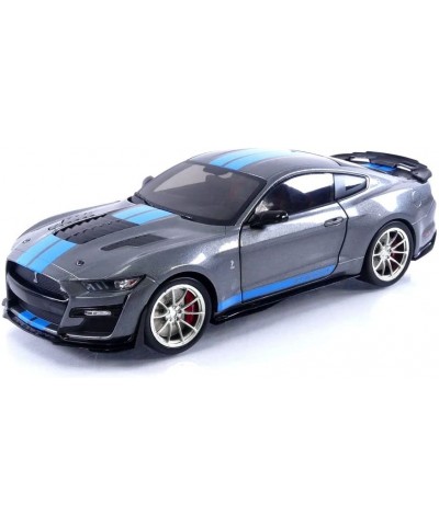 Solido 1805908. 1/18 Ford Shelby GT500 KR Silver/Blue Stripes