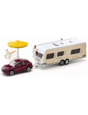 Siku 2542. 1/55 Coche con Caravana y Accesorios