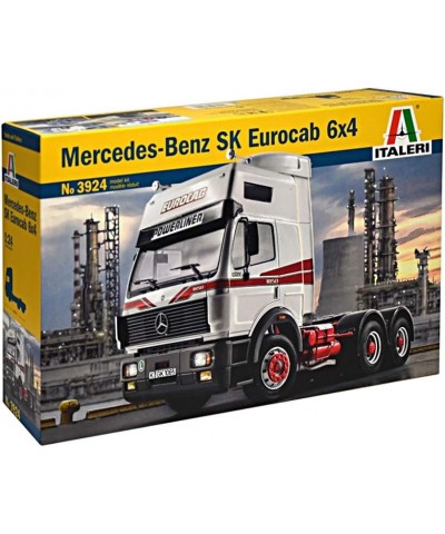 Italeri 3924. 1/24 Mercedes Benz SK Eurocab 6x4