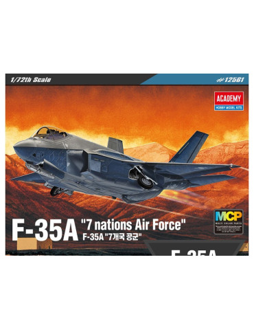 Academy 12561. Kit de maqueta de plástico F-35A "7 nations Air Force". Escala 1/72