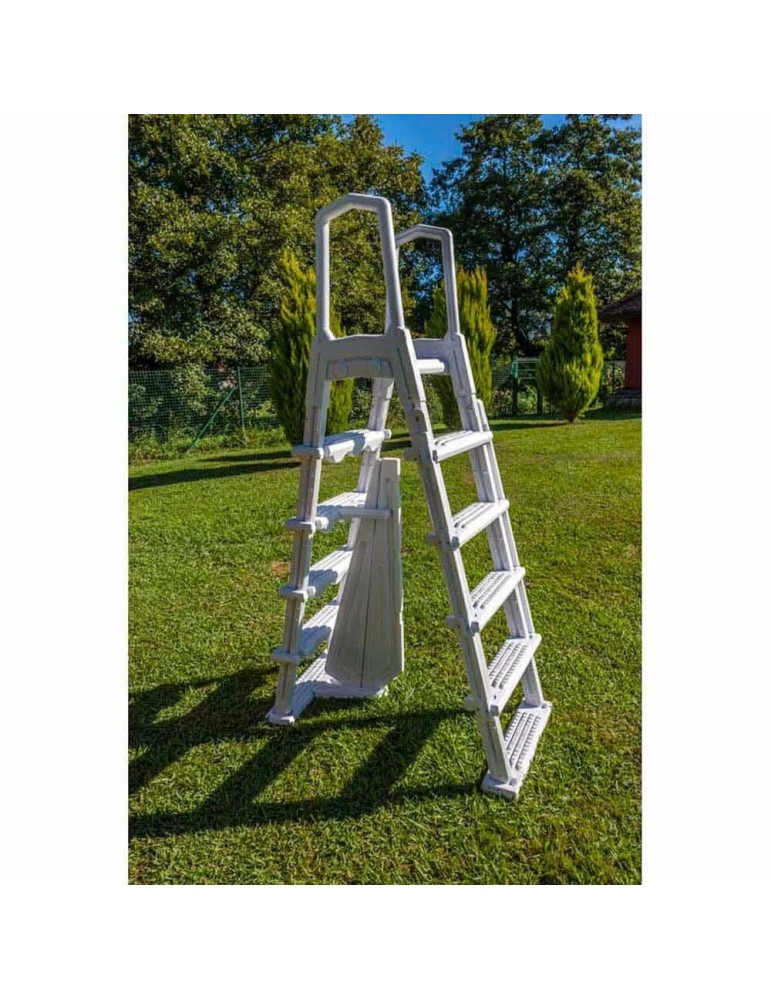 Escalera para piscinas elevadas Gre. Escalera de seguridad 2x4 peldaños - Moldeada por soplado Ref.: L4PL