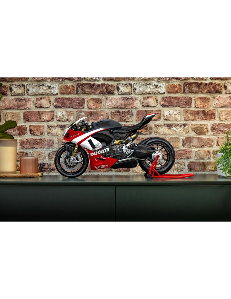 Pocher HK124. Ducati Panigale V2 Superquadro Final Edition. 1/4