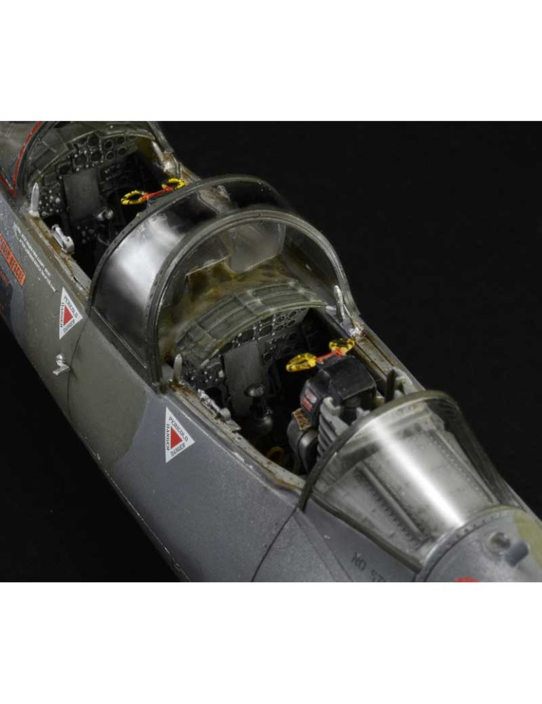 Italeri 2509. 1/32 TF-104 G Starfighter